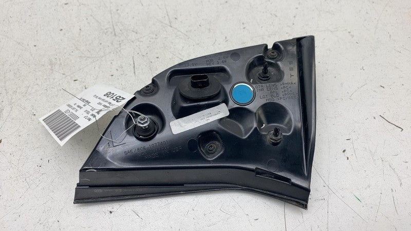 ⭕ 17-23 Tesla Model 3 Rear Left Inner Taillight LED Tail Lamp (3-Pin)