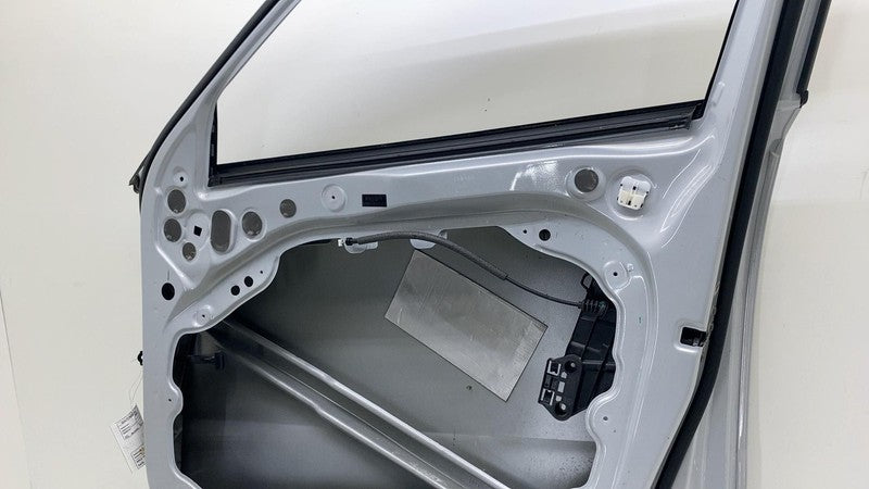 ⭕ 2021-2023 Polestar 2 Front Passenger Right Door Shell Panel Cover Silver - 729