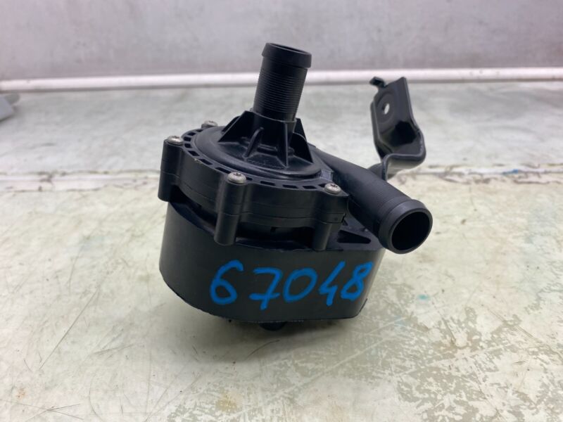 2016-2020 Tesla Model S MS Electric Auxiliary Coolant Water Pump w/ Bracket Assy