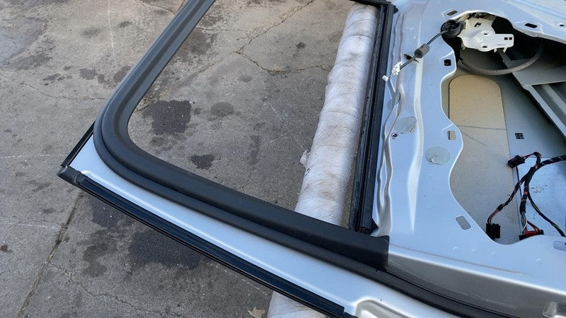 2011-2018 Porsche Cayenne Rear Passenger Side Door Shell Panel Right Silver LX7W