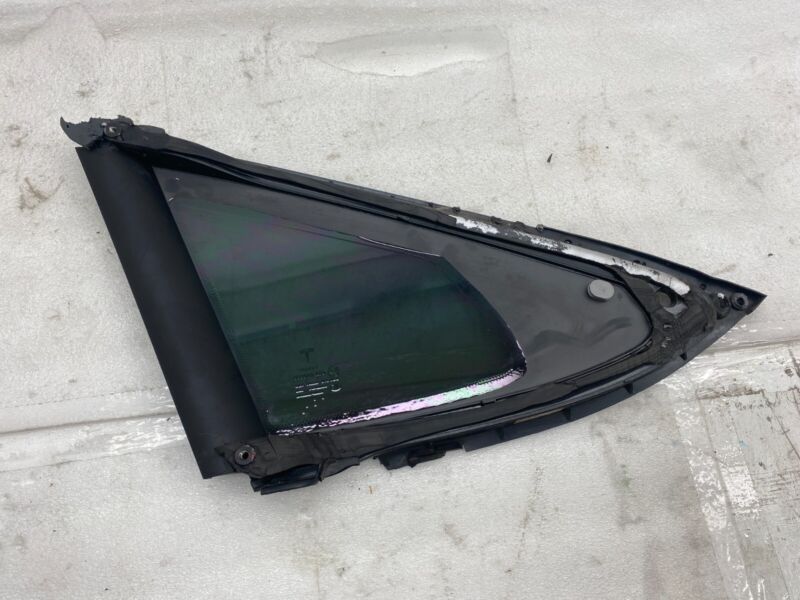 E6 43R-008010 2012-2020 Tesla Model S Rear Passenger Side Quarter Fixed Glass Right Assembly