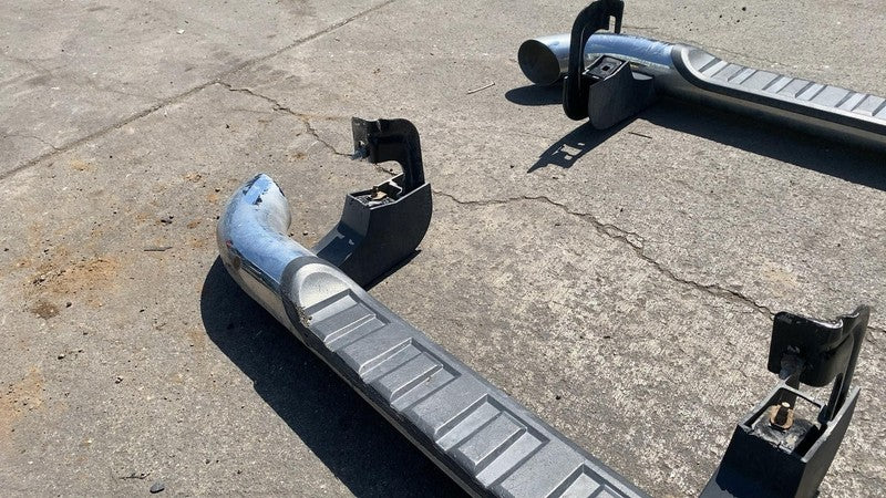 ⭕ 14-19 Silverado 1500 Crew PAIR Left & Right Running Board Nerf Bar S