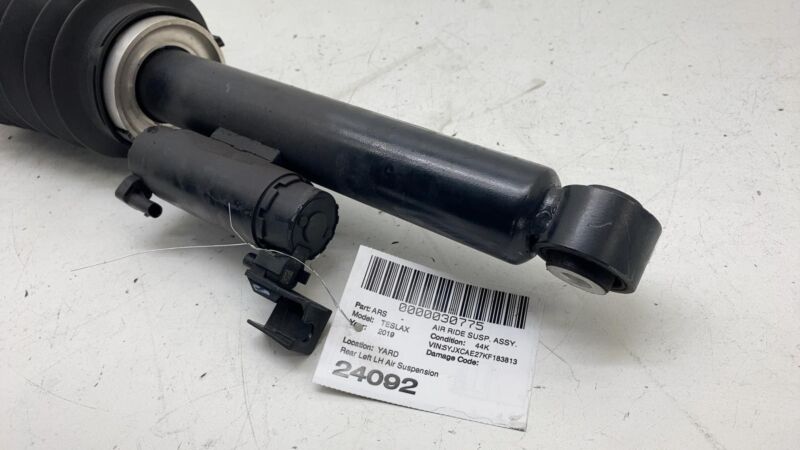 102706200C 19-20 Model X Rear Left Suspension Air Spring Module (Adaptive) AWD 1027062-00-C