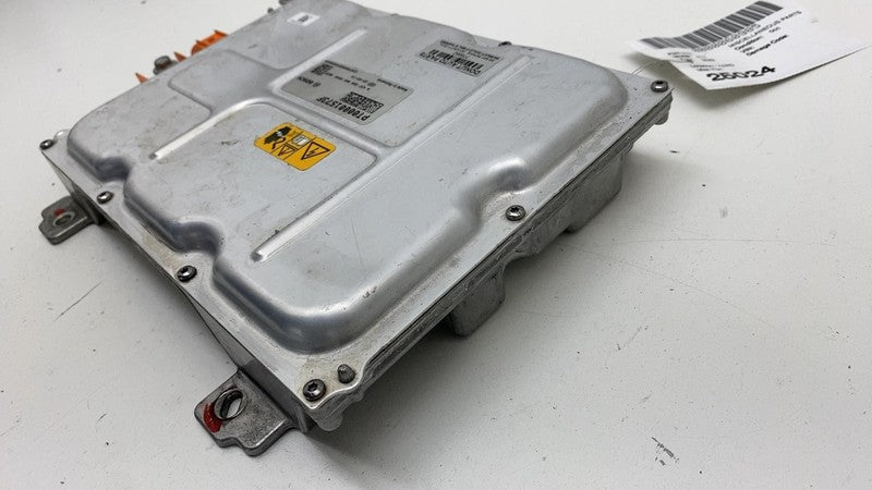 PT00001573-F ⭕22-24 Rivian R1T R1S Front DC to DC Power Converter Control Module PT00001573-F