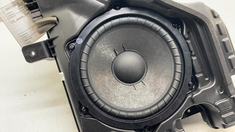 PT00029958D 2022-2024 Rivian R1S Meridian Speaker Bass Box Subwoofer Assembly PT00029958-D