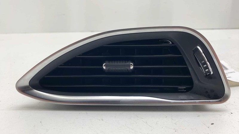 ⭕ 2017-2025 Chrysler Pacifica Front Right Side Outer Air Vent Grille 6