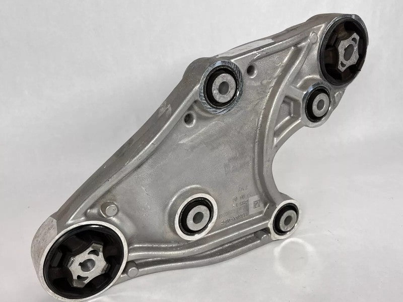 113584500C ⭕ 16-20 Tesla Model X Front Right Raven Drive Unit Bushing Carrier 1135845-00-C