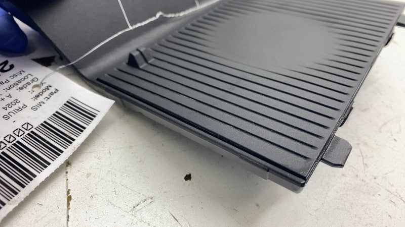 ⭕ 23-25 Toyota Prius Center Console Storage Tray Trim Cover Panel 5882