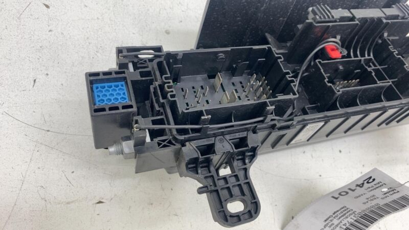 103440500E ⭕16-20 Model S Front Trunk Frunk Engine Bay Under Hood Fuse Box 12V 1034405-00-E