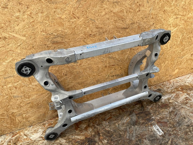 104880200A ⭕ 2016-2020 Tesla Model X Rear Subframe Cradle Crossmember Carrier 1048802-00-A