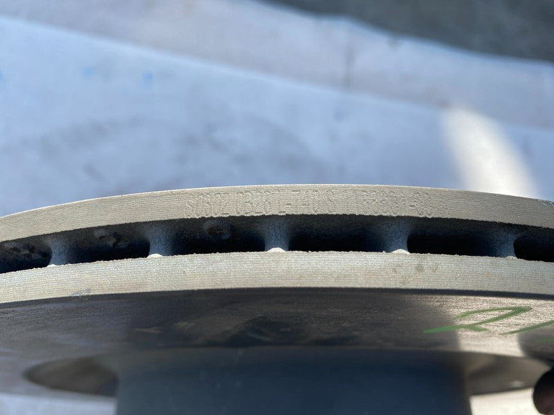 ⭕ 2020-2023 Tesla Model Y MY Front Left or Right Brake Disc Rotor Assembly RH=LH