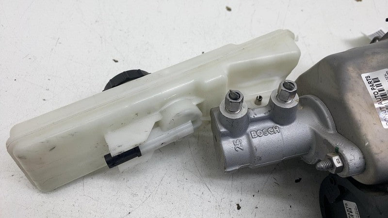 ⭕ 2017-2023 Model 3 Power Brake Booster Master Cylinder & Reservoir 10