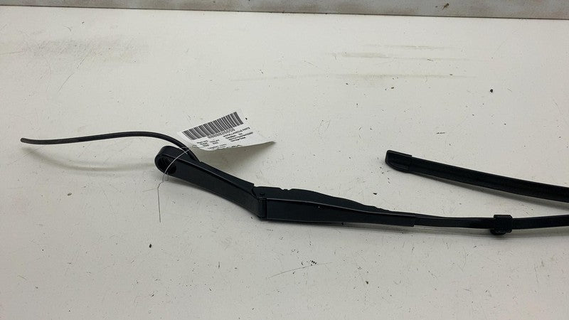 ⭕ 2020-2023 Tesla Model Y Front Driver Side Windshield Wiper Arm & Bla