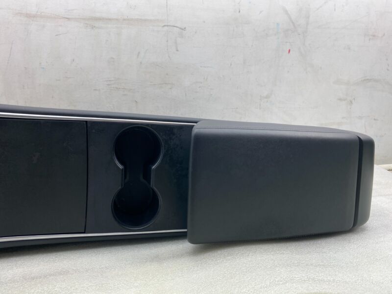 1093295-00-A ⭕17-20 Model 3 Front Center Console Armrest Cup Holder Carrier GEN1 1093295-00-A
