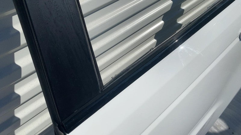 ⭕ 2014 Land Range Rover Sport Rear Driver Door Shell Panel Left White