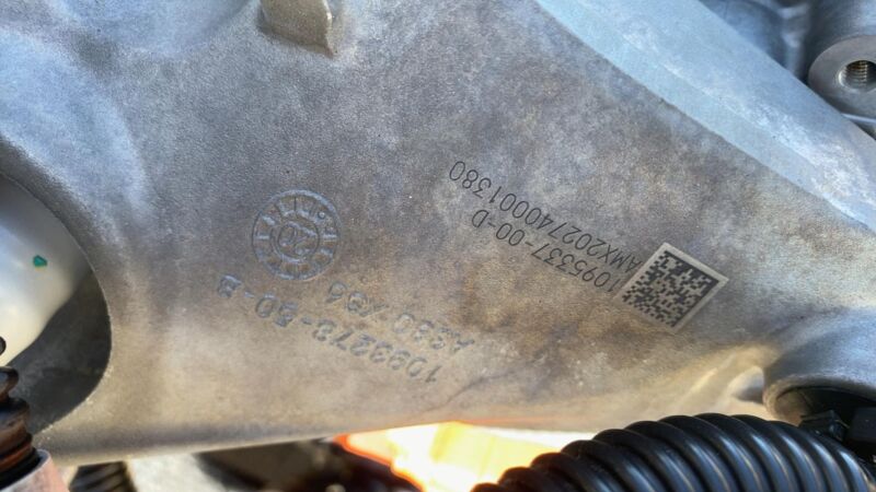 1120990 00 H 20-23 Model Y Rear Drive Unit Engine Electric Motor Low Current AWD 1120990-00-H