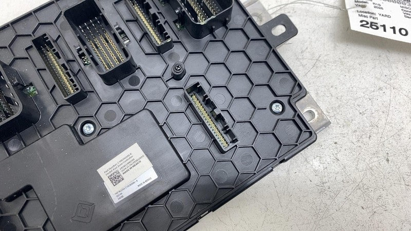 C100392686K ⭕ 2025 Rivian R1S East Zone Computer Controller Control Module Unit C100392686-K