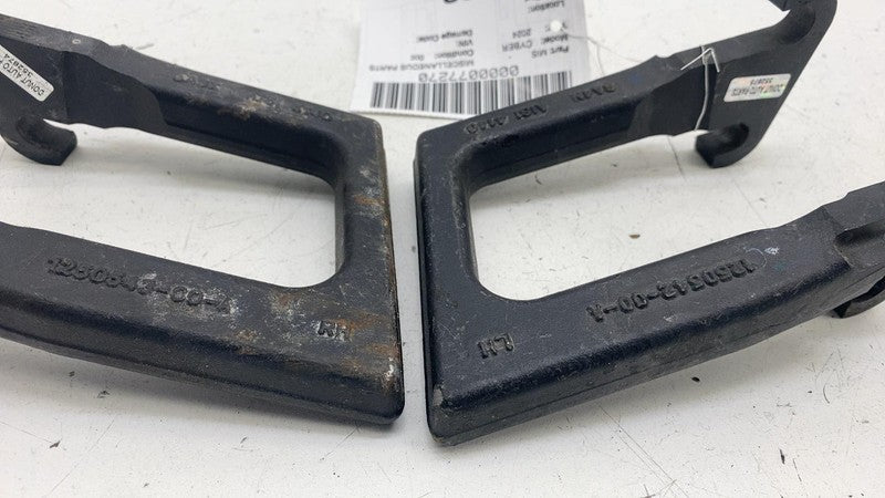 125054300A ⭕ 24 Tesla Cybertruck Front Left & Right Subframe Recovery Tow Hook 1250543-00-A