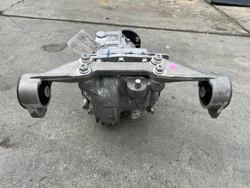 NA1J-39730 2019-2023 Mazda MX-5 Miata Rear Axle Differential Carrier w/ Mount Support A/T