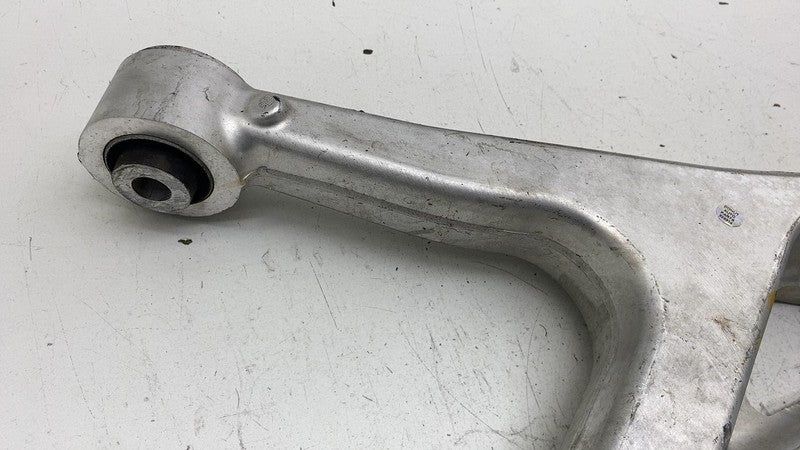 PT01147634A ⭕ 2025 Rivian R1S Front Right Suspension Lower Control Arm AWD OEM PT01147634-A