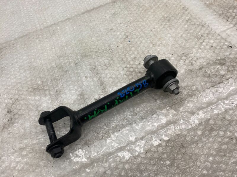 1188431 00 A 2017-2023 Tesla Model 3 Y Rear Passenger Side Upper Control Arm Toe Link Right