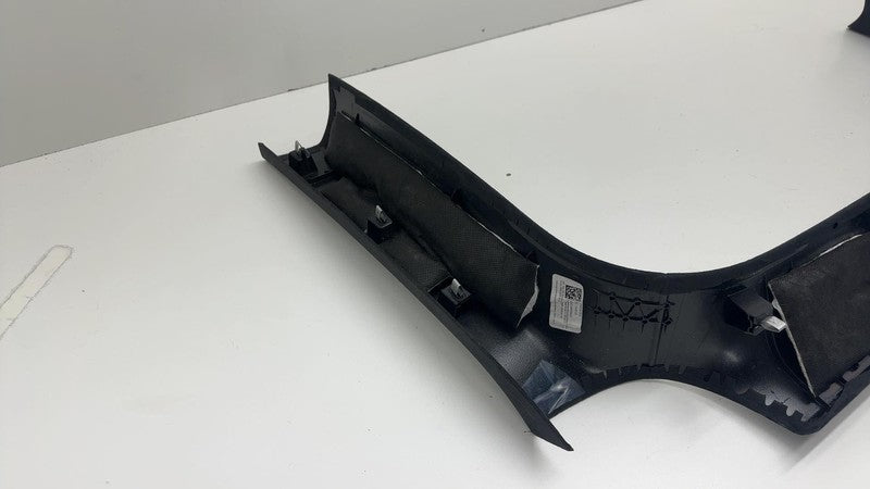 105233406G ⭕ 2016-2020 Tesla Model X Rear Side Falcon Door Lower Garnish Right 1052334-06-G