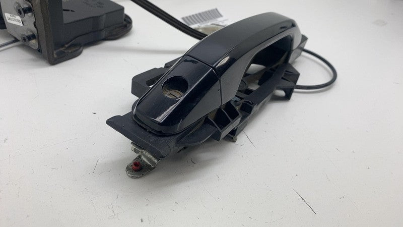 ⭕ 2014-2019 Chevrolet Silverado 1500 Front Left Exterior Door Handle w/ Actuator