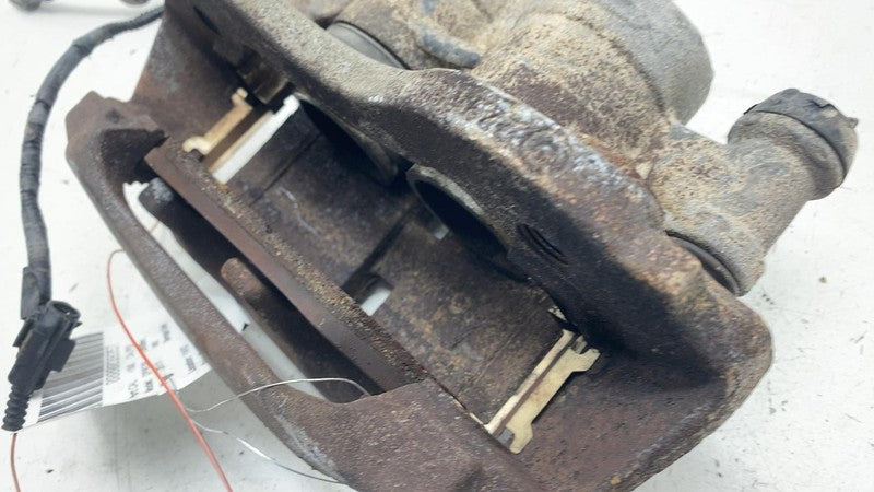 ⭕ 2014-2024 Ram ProMaster 2500 Front Passenger Caliper w/ Brake Hose Line Right