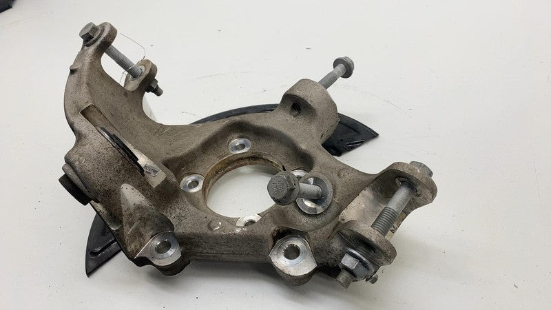 ⭕ 22-24 Rivian R1T R1S Rear Right Spindle Knuckle w/ Dust Shield AWD P