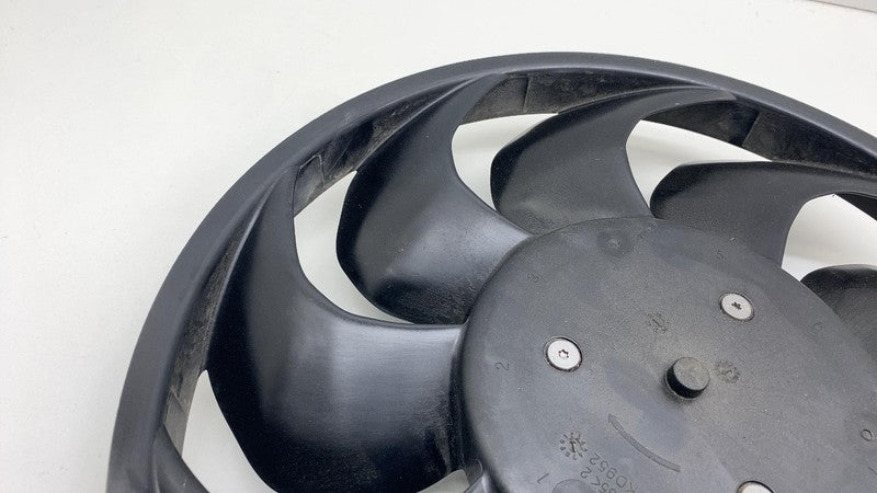 KD954002 2020-2024 Tesla Model Y Radiator Cooling Fan Blade and Motor Assembly KD954002
