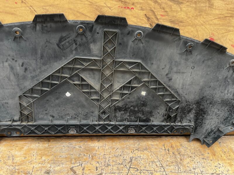 108417400C ⭕ 17-23 Model 3 Front Bumper Lower Valance Under Tray Diffuser OEM 1084174-00-C