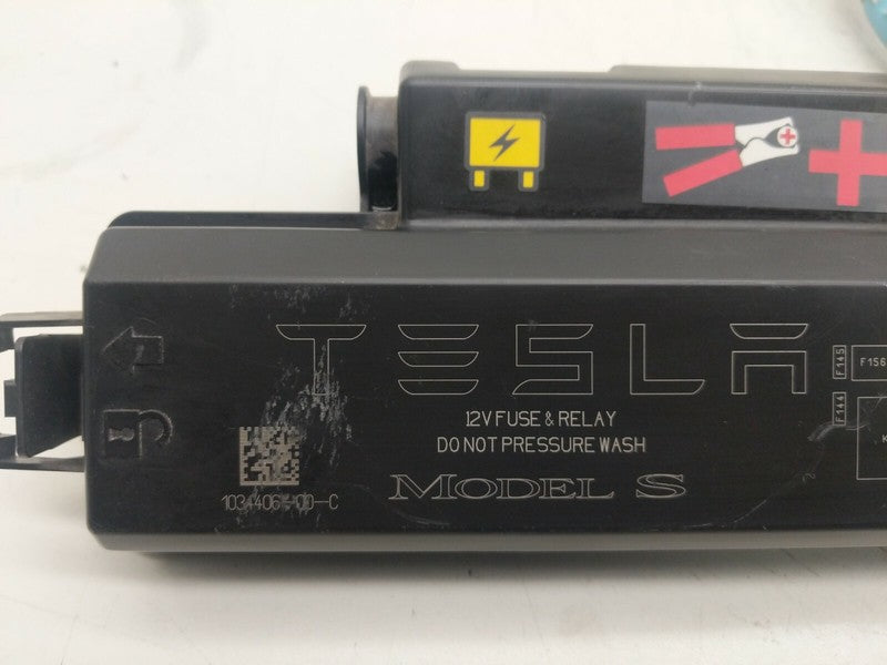 1034406 00 C ⭕16-20 Model S Front Trunk Engine Bay Under Hood Fuse Box Cover 12V 1034406-00-C