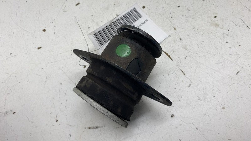 ⭕ 18-24 Lincoln Navigator Cabin Body Frame Mount Cushion Insulator 9L1