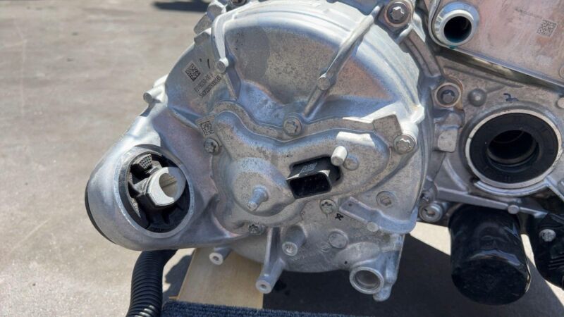 1120960-20-G ⭕ 17-23 Tesla Model Y 3 Front Drive Unit Engine Electric Motor AWD 1120960-20-G