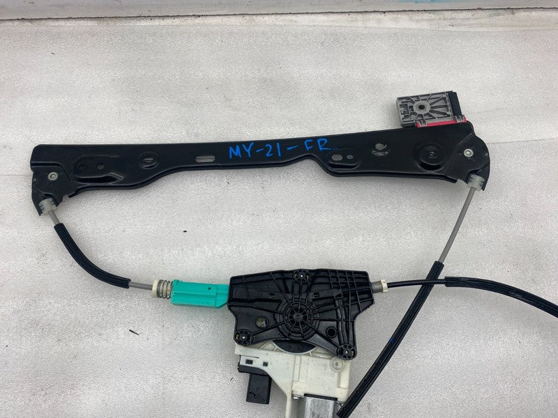 ⭕ 20-24 Tesla Model Y Front Passenger Side Door Window Regulator & Mot