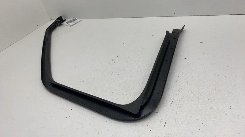 ⭕ 2022-2024 Rivian R1T Front Right Side Door Interior Garnish Trim PT0