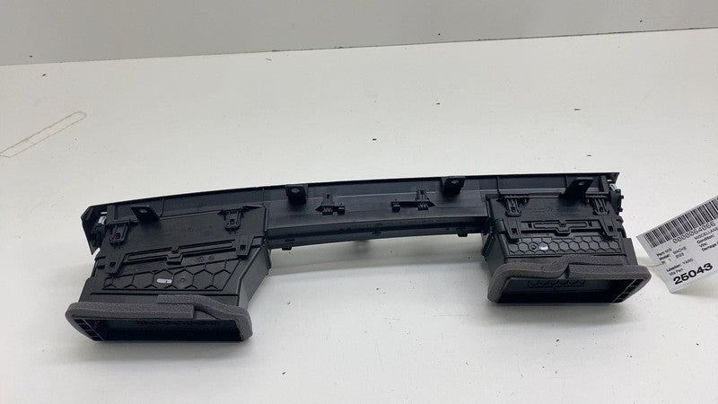 LJ8BR018C19A ⭕ 21-24 Mustang Mach-E Dashboard Center & Right Air Vent Grille LJ8B-R018C19-A