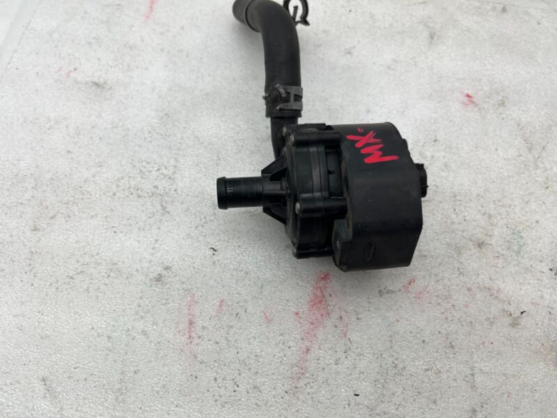 2016-2020 Tesla Model S X Cooling System Auxiliary Water Coolant Pump FWD Assy