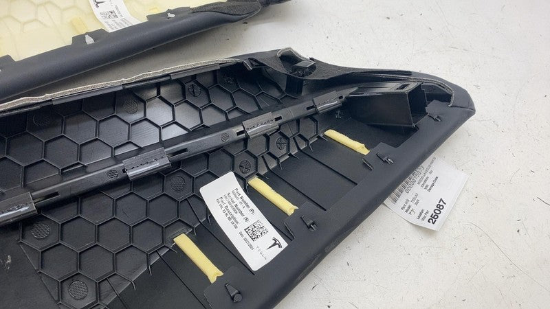 183664701A ⭕ 24-25 Tesla Model 3 Rear Left & Right Seat Bolster 1836647-01-A/1836648-01-A