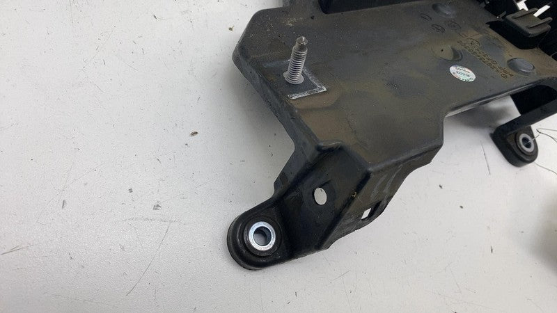 ⭕ 22 Mercedes EQS Class 450+ Telematics Service Control Unit Bracket A