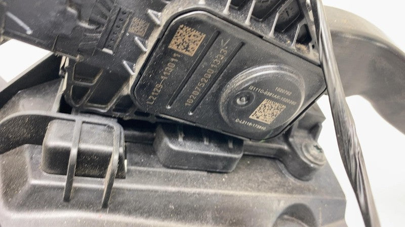 ⭕2020-2023 Tesla Model Y Front Driver Accelerator & Brake Pedal Pad 11