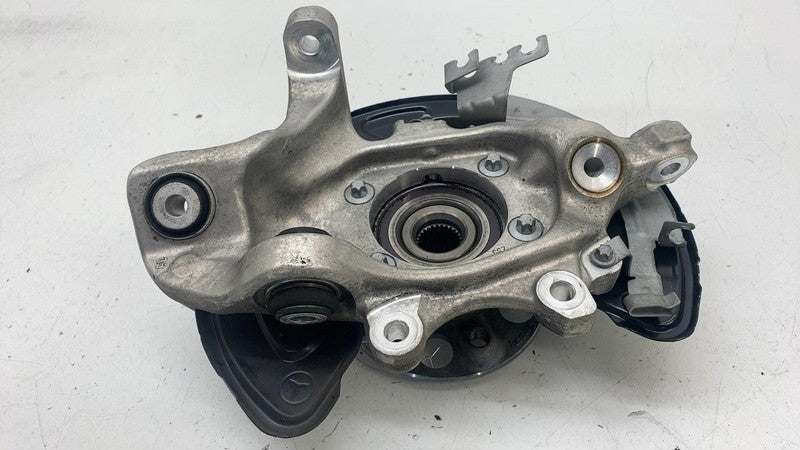 ⭕ 2018-2022 Mercedes C-Class C300 W205 Rear Right Spindle Knuckle Hub Assembly