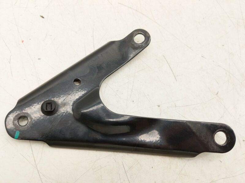 6008490-00-A ⭕ 12-15 Tesla Model S Front Passenger Subframe Brace Bracket Right 6008490-00-A