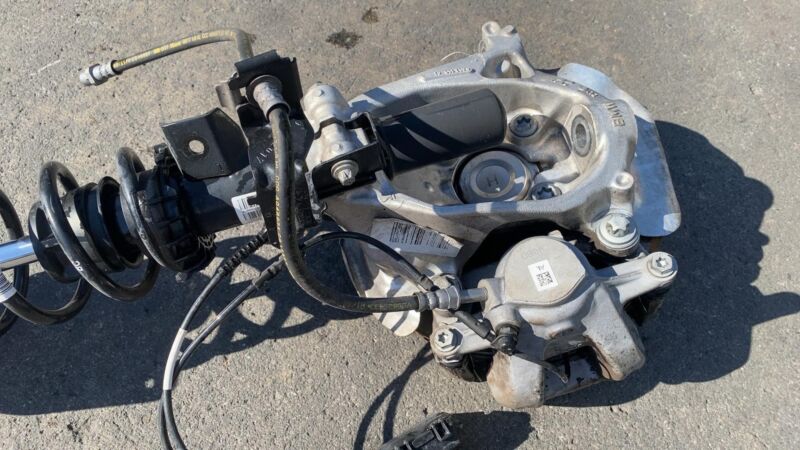 685215902 ⭕ 2014-2020 BMW i3 Front Left Knuckle + Shock Absorber Strut + Caliper + Rotor