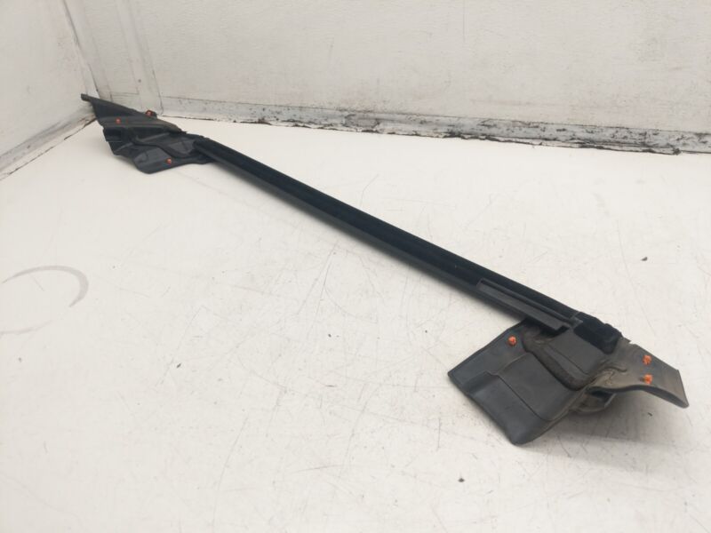 1090503-00-F ⭕ 2017-2023 Model 3 Rear Door Window Inner Belt Rubber Seal Left 1090503-00-F