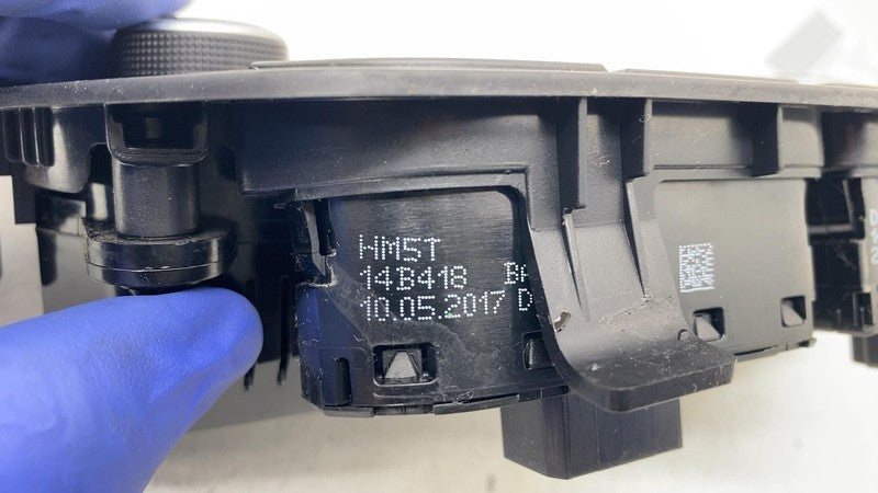 HM5T 18C612 AB 2017 2018 Ford C-Max AC Heat Temperature Control Unit Assembly HM5T-18C612-AB
