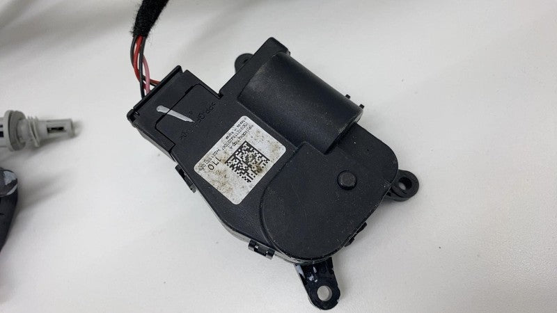 150062700A 2021-2024 Tesla Model S HVAC A/C Heater Harness w/ Flap Servo Actuator Motor OEM