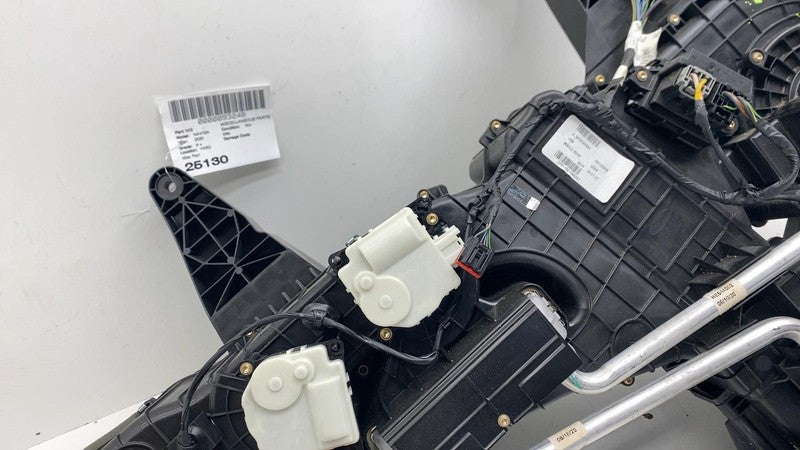 ⭕ 2018-2021 Lincoln Navigator Rear HVAC Heater Blower Housing Box JL14