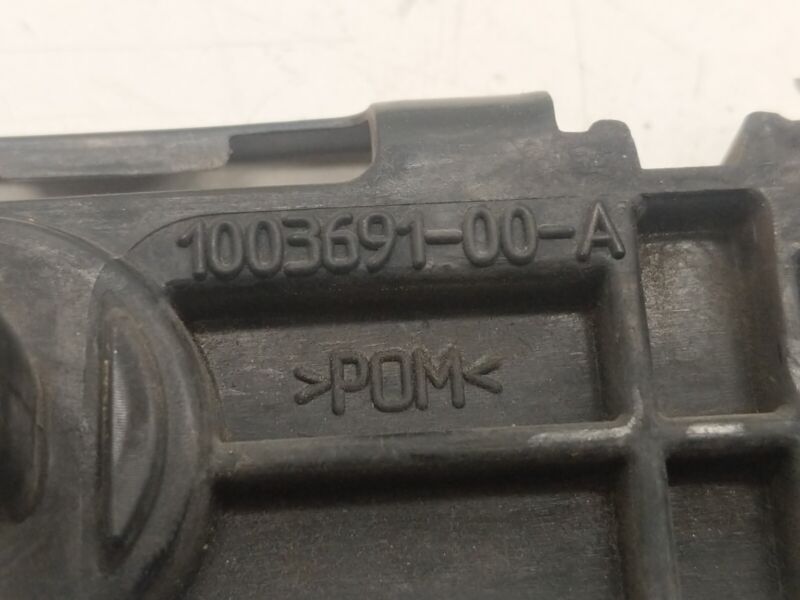 1003691 00 A ⭕ 12-20 Tesla Model S Rear Right Rocker Skirt Panel Support Bracket 1003691-00-A