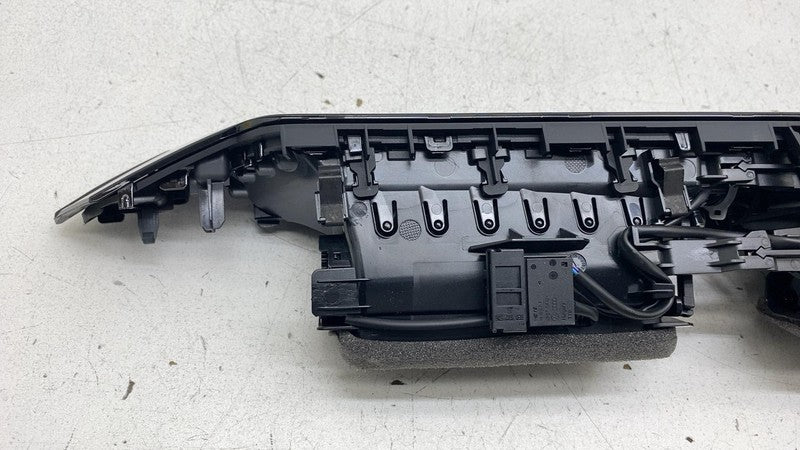 4KL820951 ⭕ 19-23 Audi E-Tron Quattro Dash Dashboard Center A/C Air Vent Grille 4KL820951